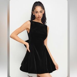 Cider VELVET BOAT NECK BOW BACKLESS MINI DRESS M RP-14